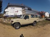 Toyota-Landcruiser-Aufstelldach.JPG